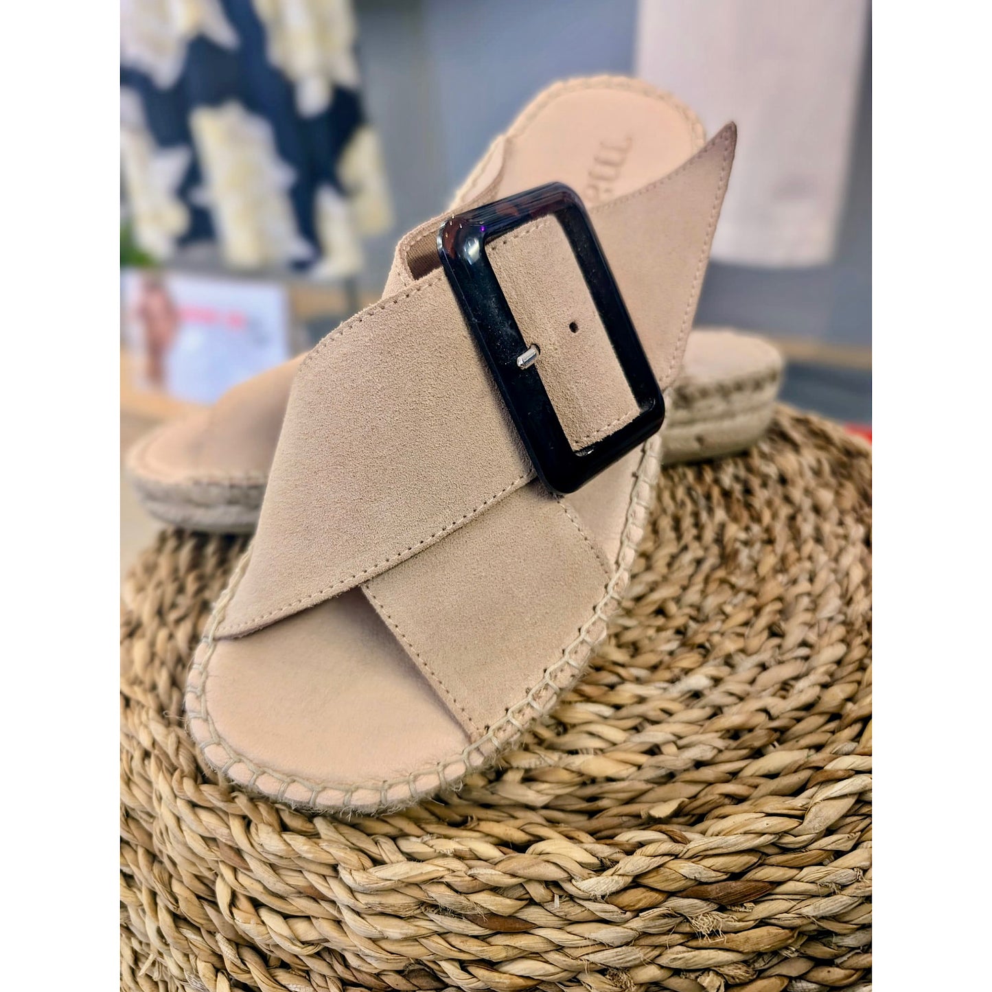 PRE-LOVED Macarena Sandal Size 5